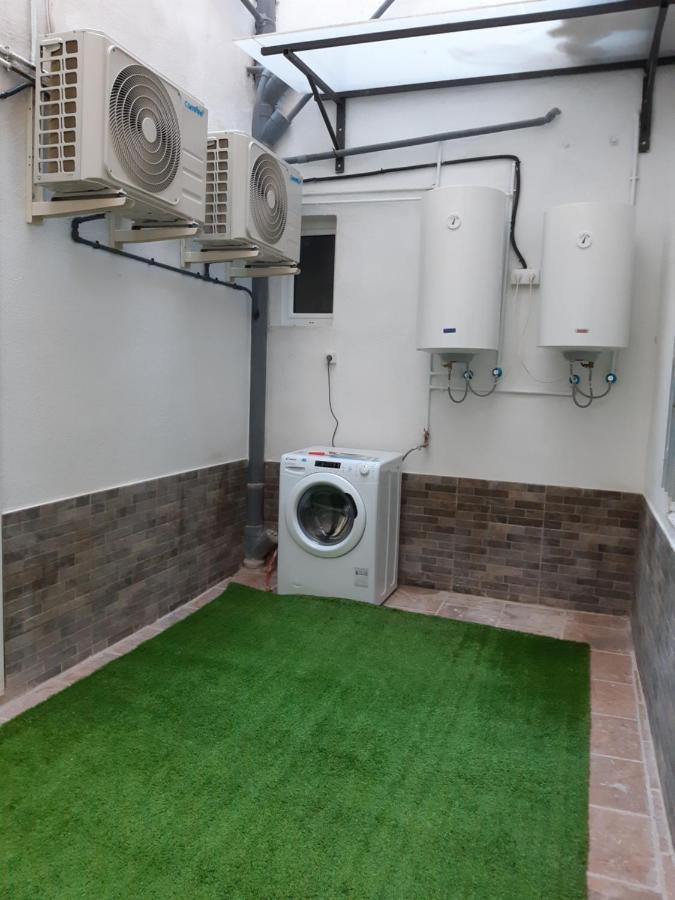 Lucky Home 1 Santa Coloma de Gramanet 外观 照片